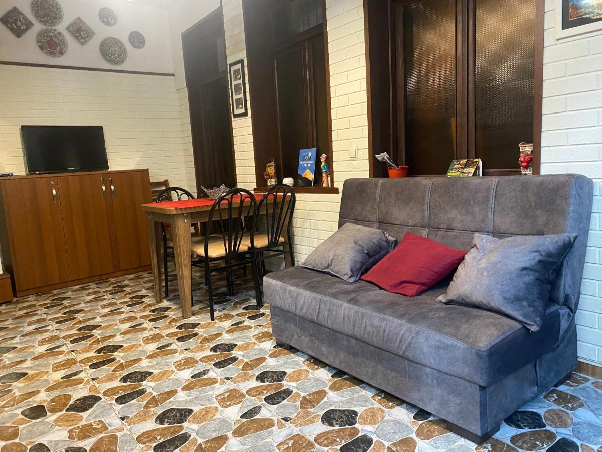 טביליסי Lovely Apartment מראה חיצוני תמונה