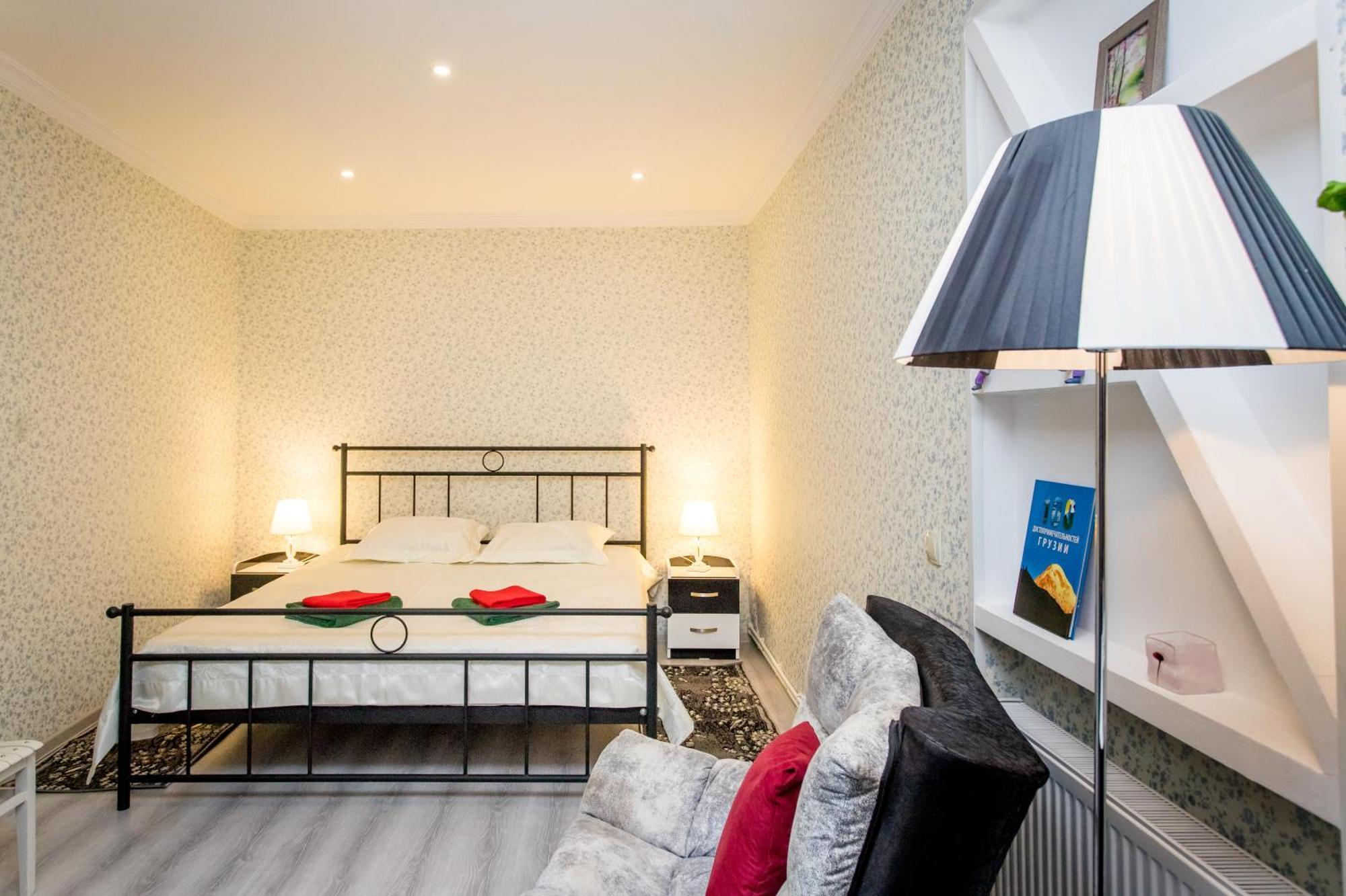 טביליסי Lovely Apartment מראה חיצוני תמונה